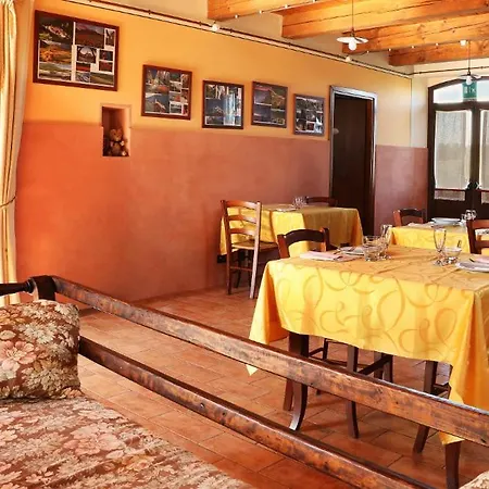 Sleeps 4 Pool Wifi * Casa Vici